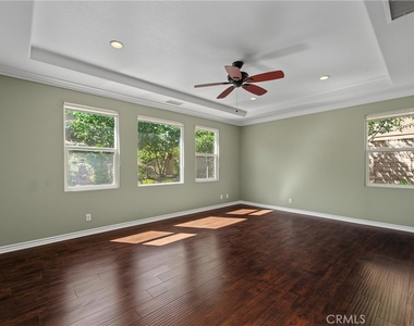 1254 Duxbury - Photo Thumbnail 29