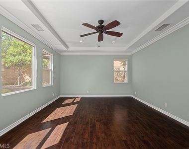 1254 Duxbury - Photo Thumbnail 31
