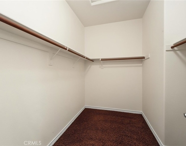1254 Duxbury - Photo Thumbnail 34