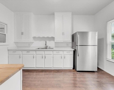 368 Monterey Road - Photo Thumbnail 19