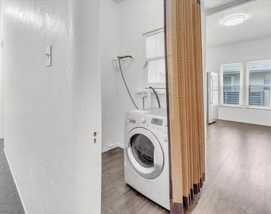 368 Monterey Road - Photo Thumbnail 16