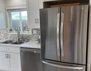 3005 La Ventana - Photo Thumbnail 12