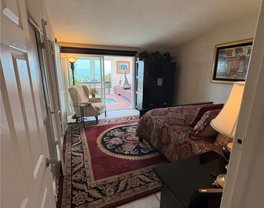 3005 La Ventana - Photo Thumbnail 7