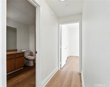 22681 Oakgrove - Photo Thumbnail 13
