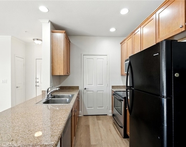 22681 Oakgrove - Photo Thumbnail 9