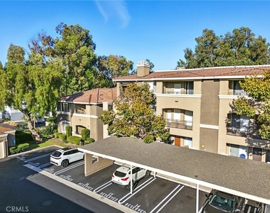 22681 Oakgrove - Photo Thumbnail 27