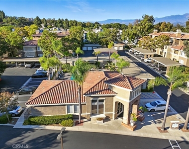 22681 Oakgrove - Photo Thumbnail 19