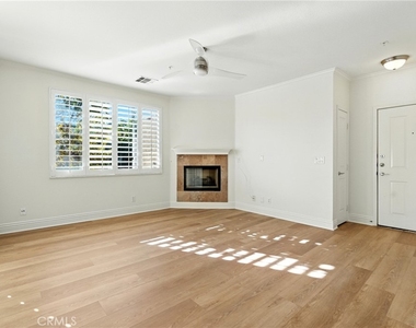22681 Oakgrove - Photo Thumbnail 3