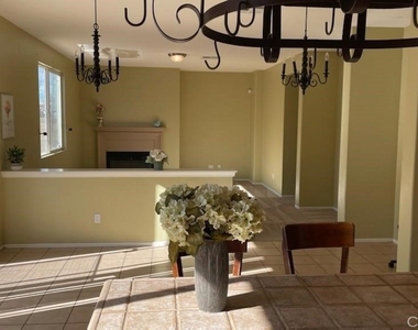 3018 W Milling Street - Photo Thumbnail 6