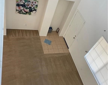 3018 W Milling Street - Photo Thumbnail 3