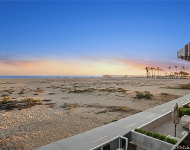 1119 E Balboa Boulevard - Photo Thumbnail 26