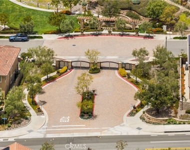 1151 Summit Oak - Photo Thumbnail 61