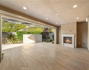 1151 Summit Oak - Photo Thumbnail 20