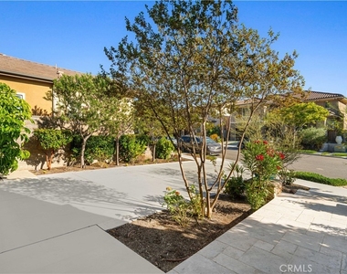 1151 Summit Oak - Photo Thumbnail 1
