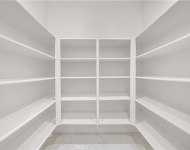 1151 Summit Oak - Photo Thumbnail 7