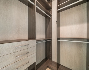 1151 Summit Oak - Photo Thumbnail 42