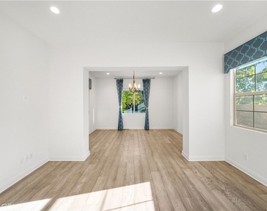 1151 Summit Oak - Photo Thumbnail 28