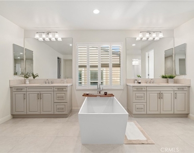 1151 Summit Oak - Photo Thumbnail 44