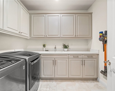 1151 Summit Oak - Photo Thumbnail 33