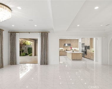 1151 Summit Oak - Photo Thumbnail 12