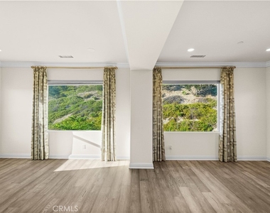 1151 Summit Oak - Photo Thumbnail 36