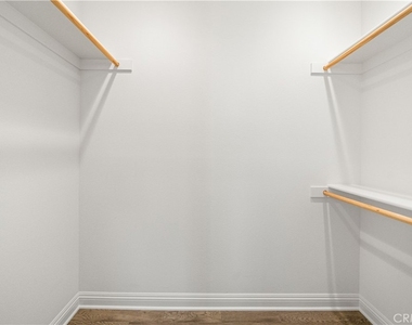 1151 Summit Oak - Photo Thumbnail 50