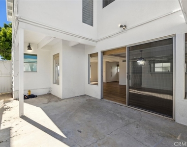 2551 Bayshore Drive - Photo Thumbnail 20