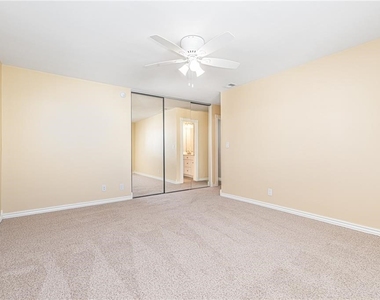 1808 W Balboa - Photo Thumbnail 17