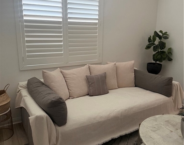 12940 Blush Ct - Photo Thumbnail 6