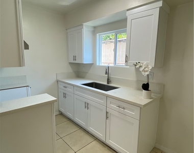 1366 W 37th - Photo Thumbnail 3