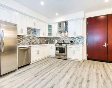 1237 S Holt Avenue - Photo Thumbnail 5