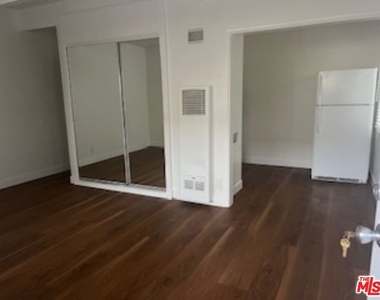 227 S Bonnie Brae Street - Photo Thumbnail 1