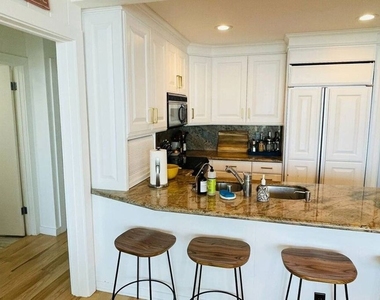 11954 Oceanaire Lane - Photo Thumbnail 7