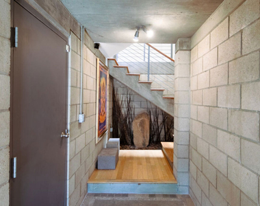2216 Bancroft Avenue - Photo Thumbnail 2