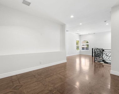 22405 Calipatria Drive - Photo Thumbnail 11