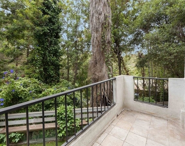 3030 Passmore Drive - Photo Thumbnail 17