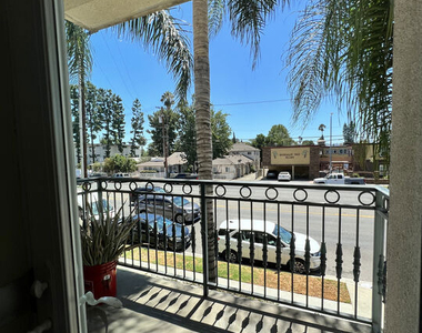 13941 Sherman Way - Photo Thumbnail 13