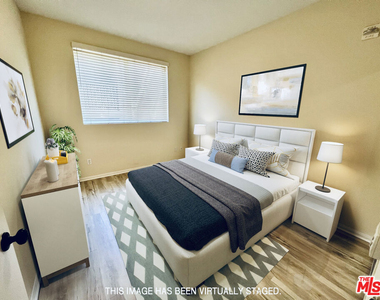 13941 Sherman Way - Photo Thumbnail 10