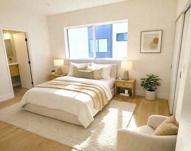 6847 N Figueroa Street - Photo Thumbnail 6