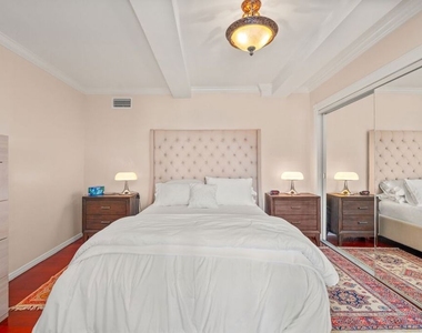 8298 Presson Place - Photo Thumbnail 13