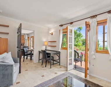8298 Presson Place - Photo Thumbnail 3
