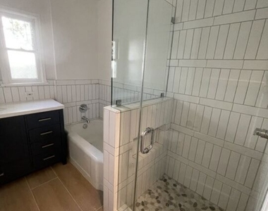 4838 Cartwright Avenue - Photo Thumbnail 16