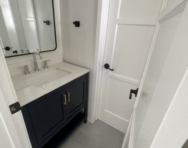 4838 Cartwright Avenue - Photo Thumbnail 24