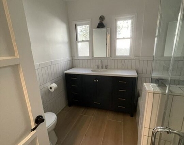 4838 Cartwright Avenue - Photo Thumbnail 15