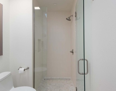 101 Columbia Drive - Photo Thumbnail 21