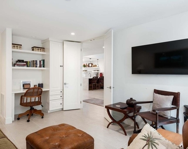 101 Columbia Drive - Photo Thumbnail 19