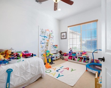 43569 Parkway Esplanade E - Photo Thumbnail 7