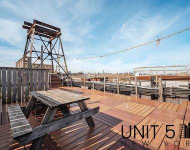 345 Eldert Street - Photo Thumbnail 12