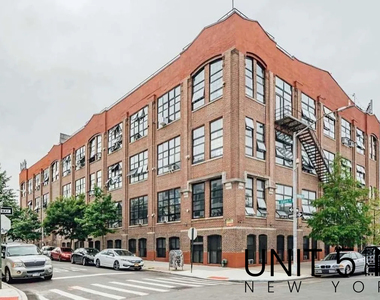 345 Eldert Street - Photo Thumbnail 19