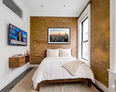 350 3rd Avenue - Photo Thumbnail 2